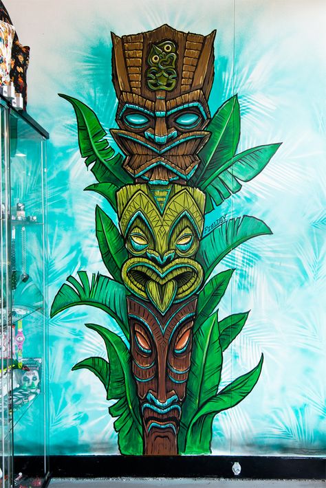 Tiki Mural, Surf Graffiti, Tiki Signs, Tiki Tattoo, Tiki Faces, Tiki Head, Wall Makeover, Tiki Decor, Tiki Totem