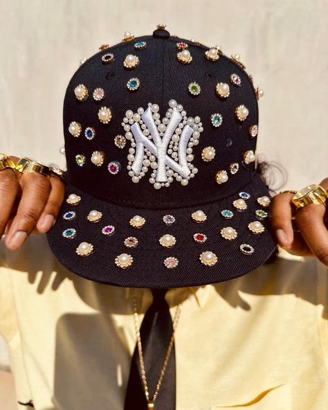 NY Special Edition Hats 🧢 #streetstyle #streetwear #newyork #women #womenfashion #womenfashionstyle #london #motivation #selfcare #inspiration Custom New Era Hats, Ny Cap, Custom Fitted Hats, Ny Hat, Swag Hats, Dope Hats, Hat Aesthetic, Custom Caps, New Era Hats