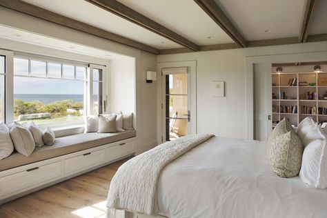 Beach Barn - Hutker Architects Marthas Vineyard Interior Design, Window Seat Design, Beach House Interior, Beach House Design, Dreamy Bedrooms, Window Seat, Beautiful Bedrooms, Home Decor Bedroom, 인테리어 디자인