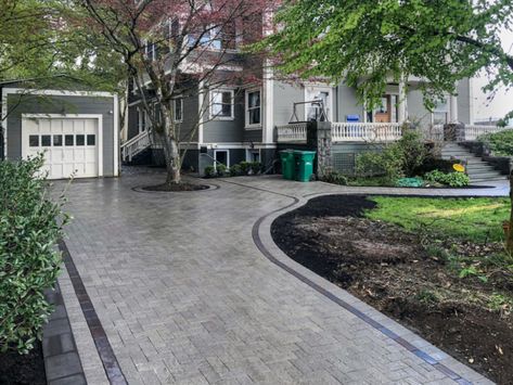 How to Choose the Right Paver Color | Western Interlock Driveway Pavers Design, Walkway Design Ideas, Grey Pavers, Modern Driveway, Landscape Pavers, Paver Designs, Walkway Landscaping, Patio Pavers Design, Walkway Design