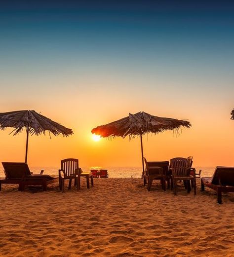 Find information of all popular attractions in Goa. Explore must see tourist attractions in Goa with details before planning a trip to Goa, India. Goa Tourism, Creative Beach Pictures, Beach Shacks, Art Assignments, Birthday Post Instagram, Arabian Sea, Goa India, Parasailing, India Tour