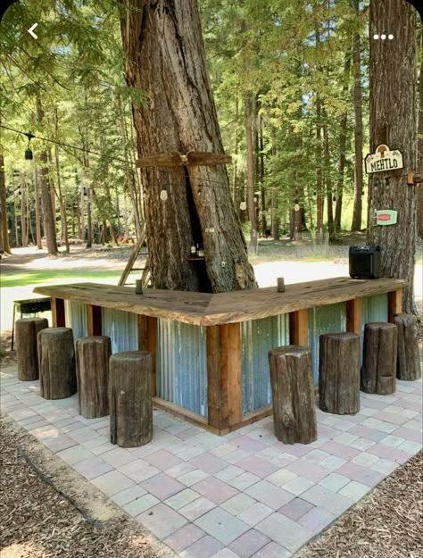 Rustic Outdoor Bar, Backyard Diy Projects, Tile Shower Ideas, Outdoor Decor Backyard, Deck Furniture, Rustic Outdoor, Backyard Makeover, Backyard Projects, Backyard Fun