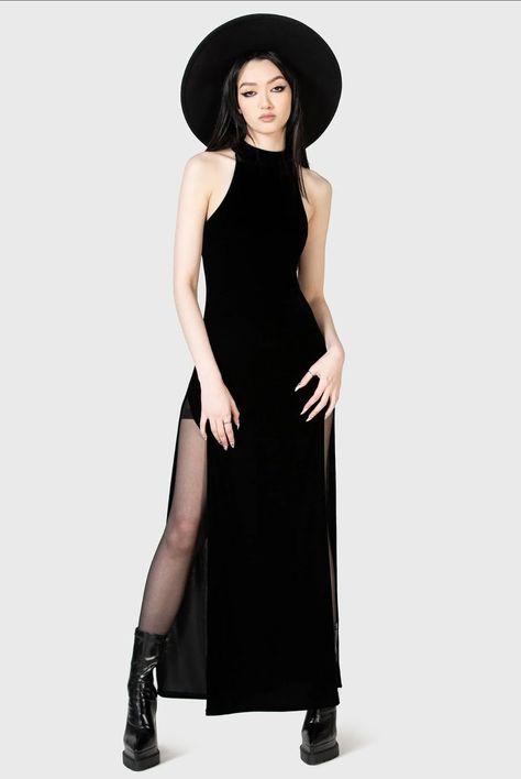 Goth Black Velvet Dress, Black Sleeveless Maxi Dress, Goth Professional Fashion, Goth Maxi Dress, Minimalist Goth Aesthetic, Minimalist Goth Outfit, Witchy Fashion Modern Witch, Dresses For Curvy Figures, Minimalist Goth Fashion