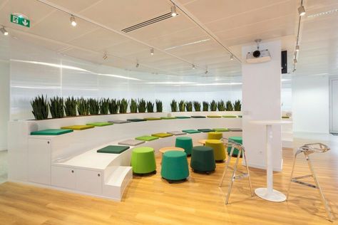 Green room. Wework Interior, Amphitheater Design, Ideation Room, Modern Office Space Design, Tiered Seating, Resource Furniture, Innovative Office, Office Culture, Smart Work