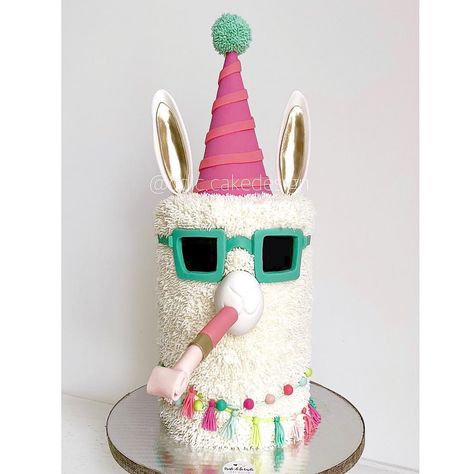 Birthday Cake Ideas For Kids, The Best Birthday Cake, Halloween Torte, Best Birthday Cake, Teen Cakes, Birthday Cakes For Teens, Llama Birthday, Animal Cakes, Birthday Cake Ideas