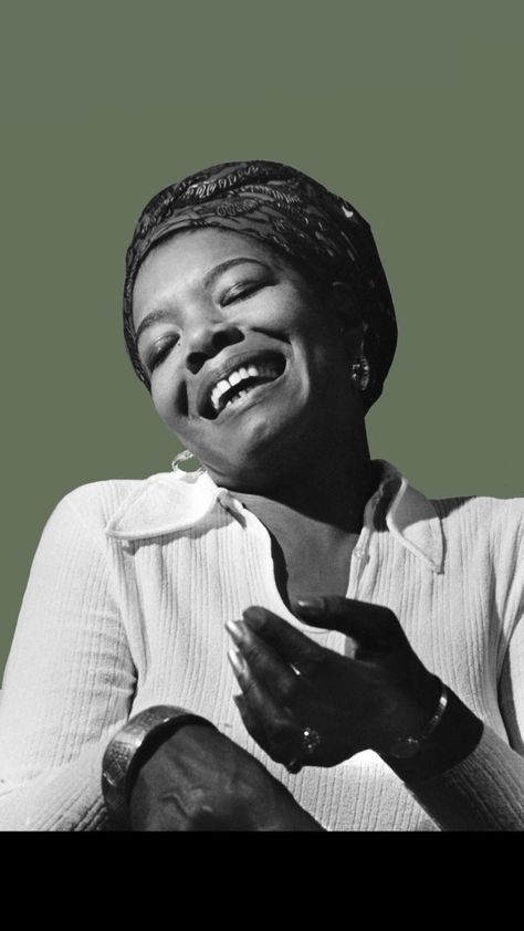 MAYA ANGELOU - AMERICAN POET Maya Angelou Pics, When Great Trees Fall Maya Angelou, Maya Angelo, Google Doodle, Michael Roberts, Big Smiles, Room Prints, American Poets, Black Wall Art