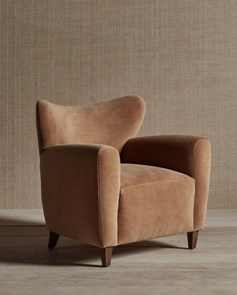 The Expert (@theexpert) • Instagram photos and videos Curved Armchair, Jake Arnold, Classic Armchair, Clarence House, Warm Lighting, Top Interior Designers, Armchair Design, The Loft, Easy Chair