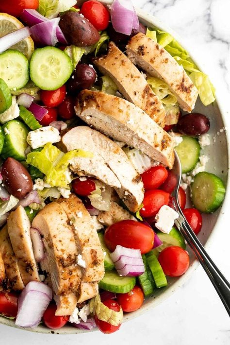 Greek Chicken Salad Recipe, Greek Salad With Chicken, Classic Greek Salad, Homemade Greek Dressing, Greek Chicken Salad, Greek Dressing, Salad With Chicken, Fresh Salad Recipes, I Heart Naptime