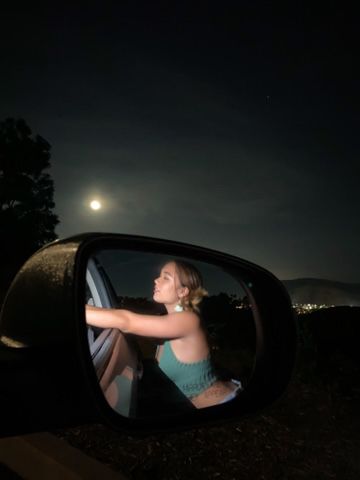 car mirror instagram picture #carpic #instagram #inspo #mirrorselfie Instagram Pose Ideas Mirror, Cool Insta Posts, Car Photo Shoot Poses, Pics In Car At Night, Pics In Car Instagram, Photos In Car Aesthetic, New Car Instagram Post, Silly Instagram Pictures, Poses With Your Car