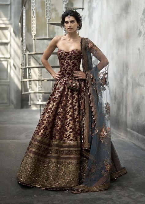 Regal Indian Outfit, Lehenga Design For Engagement, Shadi Outfits, Brown Lehenga, Traditional Asian Dress, Desi Outfits, Indian Women Fashion, Indian Bride Outfits, Fancy Sarees Party Wear