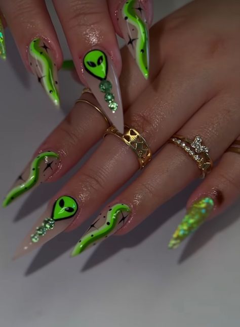 Rave Acrylic Nails, Subtronics Nails, Claw Nails Designs Stilettos, Excision Nails, Electric Forest Nails, Nail Art Designs Neon, Alien Inspired Nails, Pot Leaf Nails, Alien Nails Design Short