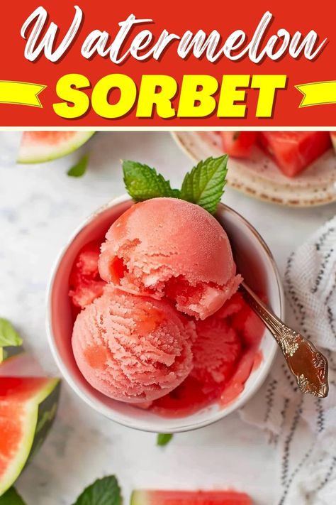 This simple watermelon sorbet couldn't be easier! In just 5 minutes and with just 4 ingredients, you'll have a tasty, refreshing treat. Watermelon Sorbet Recipe, Frozen Custard Recipes, Watermelon Sorbet Recipes, Watermelon Juice Recipe, Granitas, Homemade Strawberry Ice Cream, Smoothie Popsicles, Watermelon Sorbet, Sorbet Recipe