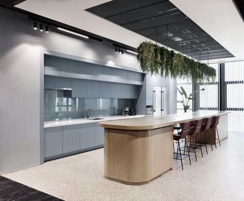 Office Co Working Space, Modern Office Break Room Design, Breakout Area Office Interior Design, Corporate Office Kitchen, Commercial Office Kitchen, Breakroom Design, Office Pantry Design, Corporate Kitchen, Office Kitchen Design