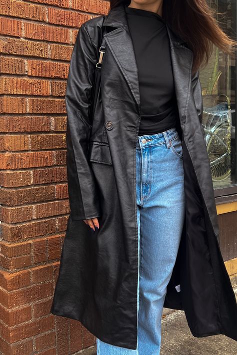 Faux Leather Notch Lapel Collar Side Pocket Coat Oversized Black Leather Jacket Outfit, Scorpio Wardrobe, Black Leather Trench Coat Outfit, Long Leather Jacket Outfit, Trench Coat Aesthetic, Leather Trench Coat Outfit, Rainy Weather Outfits, Leather Coat Outfit, Trench Outfit