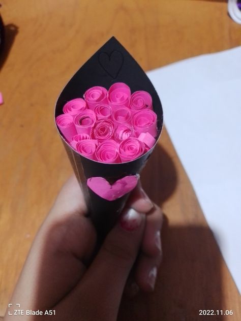 Mini Ramos, Easy Paper Crafts Diy, Easy Paper Crafts, Paper Crafts Diy, Paper Flowers, Paper Crafts, Marvel, Flowers, Quick Saves