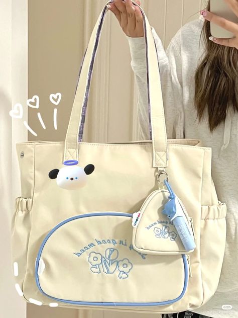 Sanrio Tote, Female Fashion Casual, Korean Fashion Aesthetic, Purse Aesthetic, Korean Bag, Leather Bags Women, Stylish School Bags, Aesthetic Backpack, My Style Bags