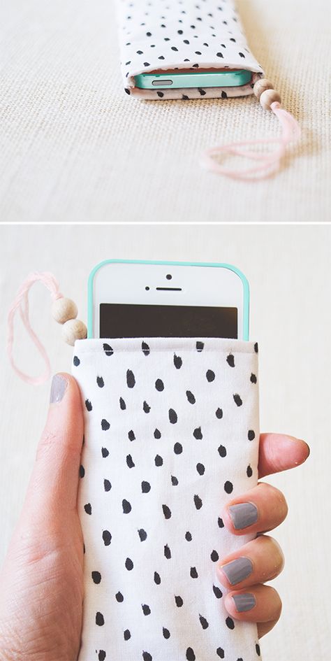 diy phone pouch Diy Phone Pouches, Diy Pouch, Diy Tech, Diy Sharpie, Pouch Diy, Phone Covers Diy, Phone Items, Ipad Accessories, Cases Diy