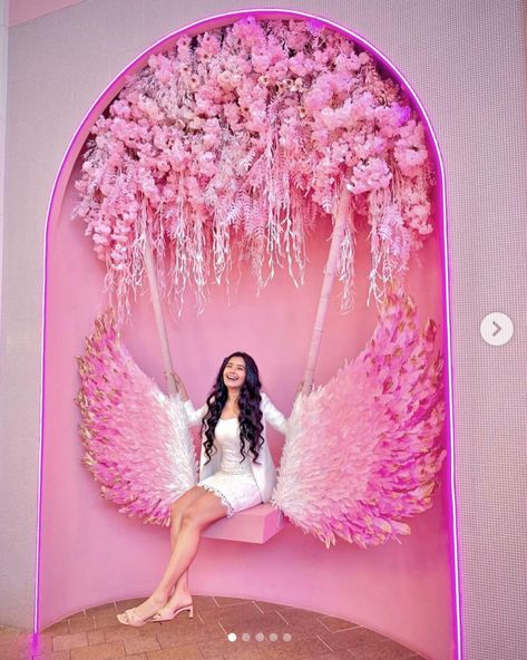 Pink Angel Wings, Selfie Wall, Salon Suites Decor, Feather Angel Wings, Pink Angel, Beauty Room Decor, Beauty Room Design, Beauty Salon Decor, Salon Interior Design