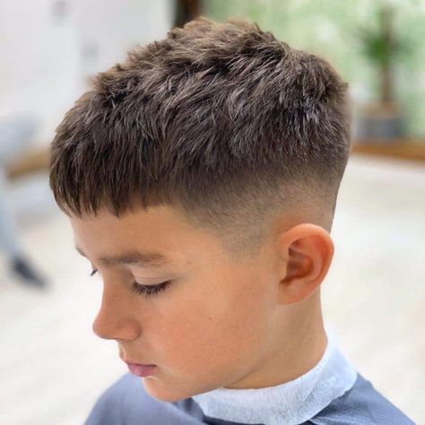 55+ Boys Haircuts -> May 2020 Update -> Super Cool New Styles Haircuts For Middle School Boys 2024, Jj Haircut, Fade Haircut Boys, Haircuts For Boys With Straight Hair, Teen Boys Haircut Trendy, Boys Summer Haircut, Boys Fade Haircut Kids, Toddler Fade Haircut, Short Boys Haircut Trendy