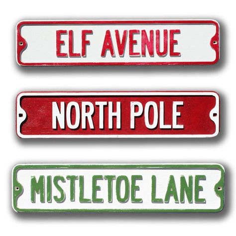 Vintage Christmas Sign, North Pole Sign, Christmas Street, Christmas Photo Booth, Vintage Inspired Christmas, Dollhouse Christmas, Directional Signs, Christmas Signs Wood, Street Sign