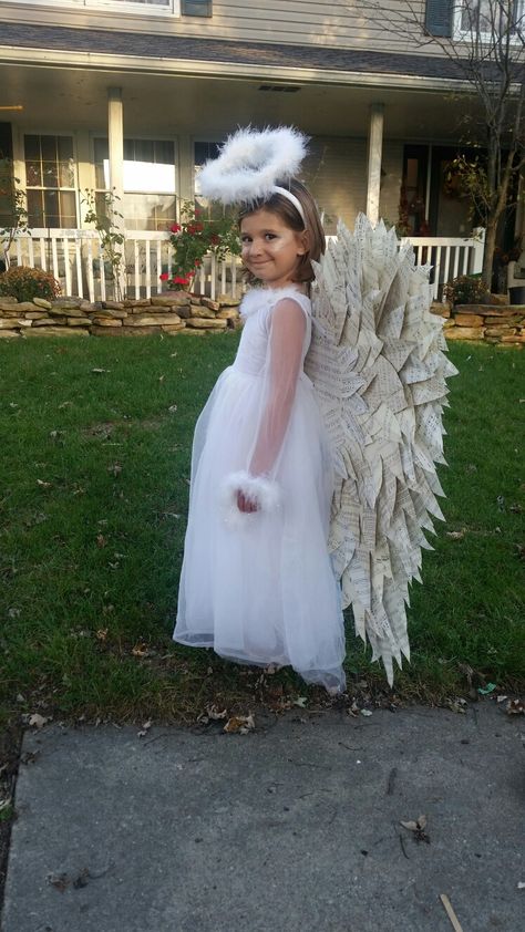 Diy angel costume Diy Angel Costume For Kids, Diy Angel Costume, Kids Angel Costume, Girls Angel Costume, Angel Costume Diy, Mime Costume, Christmas Tree Costume, Angel Halloween, Angel Makeup