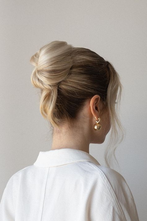 Sleek Updo Hair Tutorial | Medium - Long Hair Hairstyle Relaxed Up Do Hairstyles, High Updo Sleek, Long Blonde Hair Updo, Simple High Updos For Medium Hair, Sleek Updo Hairstyles Classy, Bridesmaid High Bun Hairstyles, Medium Bun Hairstyles, High Bridal Bun, Simple Buns For Medium Hair