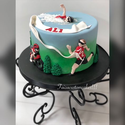 Rowing Cake Ideas, Runner Themed Cake, Gym Inspired Cakes For Men, Ironman Triathlon Cake, Birthday Cake For Bodybuilder, Triathlon, Bday Party, Birthday Cake, Baking