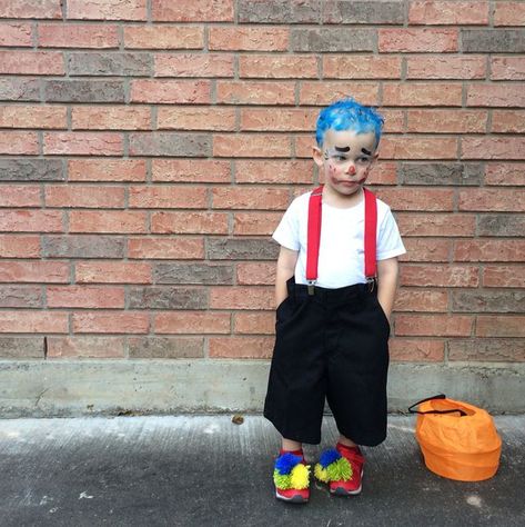 Toddler Clown Costume, Circus Costume Kids, Halloween Costumes Clown, Boys Clown Costume, Diy Clown Costume, Clown Costume Diy, Boys Halloween Costumes Diy, Karneval Diy, Toddler Boy Halloween Costumes