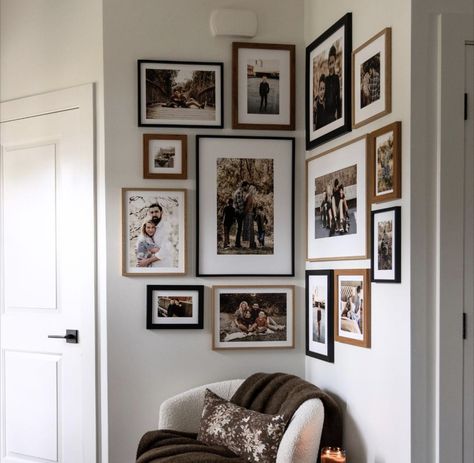 Family Picture Layout On Wall, Family Portraits Gallery Wall, Photo Wall Above Fireplace, Art Gallery Foyer Entryway, Pictures On Small Wall, Narrow Wall Picture Layout, Gallery Wall Layout Corner, Gallery Wall Corner Living Room, Vintage Gallery Wall Layout