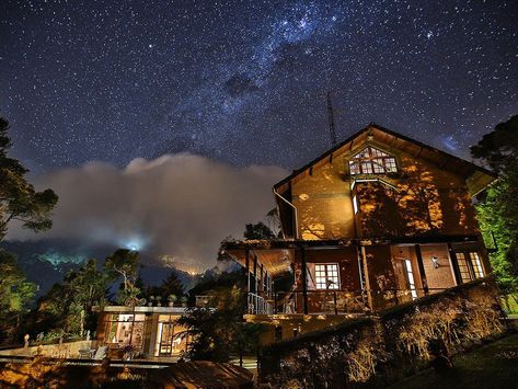 House in the Monte Verde Mountains - Monte Verde Sauna House, Monte Verde, Outdoor Spa, American Architecture, Celebrity Travel, Mountain Town, Space Travel, Latin American, Vacation Books