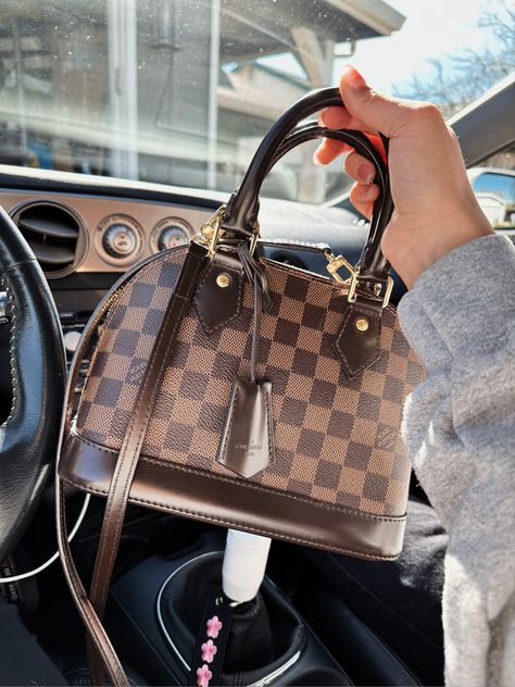 Louis Vuitton Bag Alma Bb, Louis Vuitton Bag Alma, Alma Bb Damier Ebene Outfit, Luis Vuitton Bag Outfit, Bb Alma Louis Vuitton, Louis Vuitton Alma Bb Outfit, Office Outfits Women Classy, Louis Vuitton Crossbody Bag Outfit, Lv Alma Bb Outfit