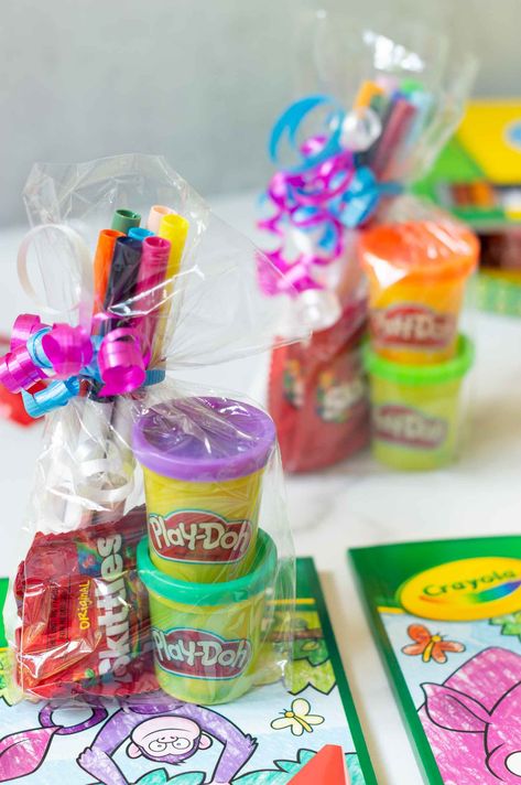 5 Toddler & Preschooler Party Favor Ideas for Kids | Kelley Nan Party Favor Ideas For Kids, Party Favor Ideas, Birthday Goodie Bags, Kids Favors, Toddler Parties, Toddler Birthday Party, Party Favors For Kids Birthday, Favor Ideas, Toddler Birthday