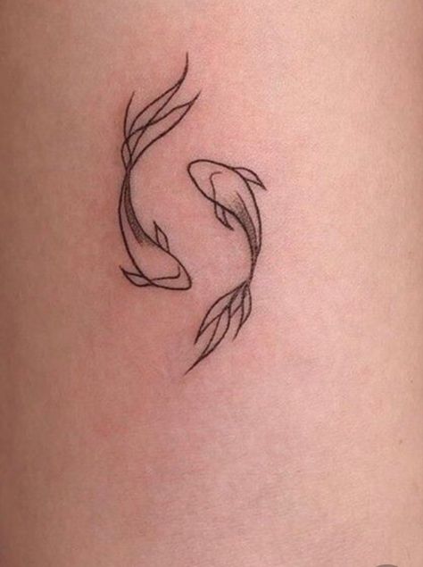 Small Fish Tattoos, Homemade Tattoos, Tiger Dragon, Dragon Skull, Pisces Tattoos, Koi Tattoo, Koi Fish Tattoo, Fish Tattoo, Tattoo Arm