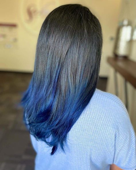 Hair Colour Only Ends, Balayage, Hair Colour Ideas Ombre, Blue Ends Hair Brown, Coloured Tips Hair, Dark Blue Hair Ombre, Black Hair With Blue Tips, Blue Ends Hair, Tips Of Hair Dyed