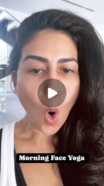 Uma Ghosh | Holistic Beauty Educator on Instagram: "Follow along, full face stretch this morning." Face Yoga Morning Routine, Best Face Yoga Exercises, Full Face Yoga, Face Fitness Facial Exercises, Face Shape Exercise, Face Yoga Before And After, Face Stretches, Face Workout Exercises, Face Exercises To Slim Face