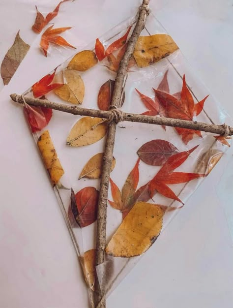 Diy Kites, Winter Crafts For Toddlers, Diy Kite, Kites Craft, Forest School Ideas, Kites For Kids, March Themes, Kite Making, Autumn Craft