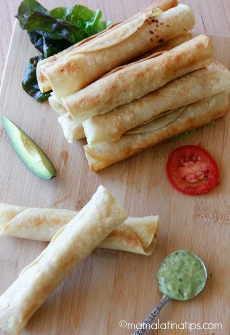 Potato Flautas, Vegan Munchies, Easy Home Meals, Mexican Potatoes, Tacos Dorados, Home Meals, Potato Side Dishes, Latin Food, Salsa Verde