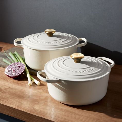 Shop Le Creuset ® Signature Round Cream Dutch Ovens with Lid. Revered by both professional chefs and home cooks since its 1925 debut, Le Creuset's classic French cookware is prized for its utilitarian good looks and unsurpassed heat retention. Dutch Ovens, Braised Short Ribs, Cast Iron Dutch Oven, Iron Skillets, Enameled Cast Iron, Cast Iron Skillet, Short Ribs, Le Creuset, Dutch Oven