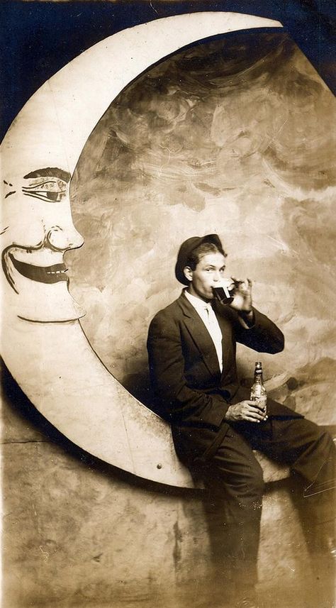 My Little Time Machine Sitting On The Moon, Moon Photos, Vintage Moon, Paper Moon, Moon Photography, Man Sitting, Man On The Moon, On The Moon, Vintage Humor