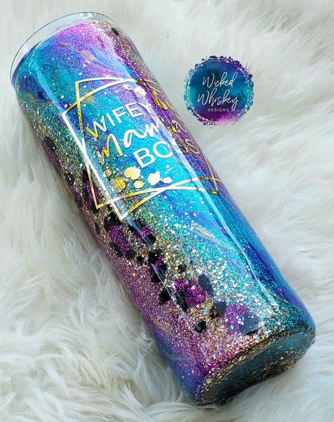 Inspirational Tumbler Cups, Custom Name Tumblers, Mr And Mrs Tumbler Cups, Mama Tumbler Ideas, Leopard Glitter Tumbler, Cup Sayings, Tumblers Ideas, Tumbler Inspiration, Epoxy Projects