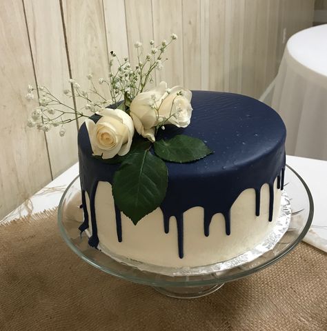 My first try at drip icing. White chocolate ganache colored with navy for a bridal shower. Blue Drizzle Cake, Dark Blue Cake Design, White Cake With Blue Drip, Navy Blue Cake Design, Dark Blue And White Cake, Navy Blue And White Cake, Birthday Cake Dark Blue, Black Bridal Shower Cake, Blue And White Cake Design