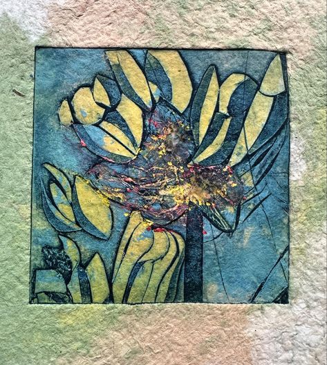 This was a really fun experiment. It’s a collagraph printed on paper I made from recycled bits of newspapers. I learned about this @curwenprintstudycentre @jimanderson238 workshop a few years ago.The texture was really course and paper is quite fragile so it can’t be soaked, but it works really well when sprayed with water. I used viscosity printing method and added the little red specks using red chalk. Interesting looking mini print! #printmaking #printmaker #printmakingart #collagraph #co... Subtractive Printmaking, Viscosity Printmaking, Mixed Media Cyanotype, Carborundum Printmaking, Seaweed Cyanotype, Printmaking Art, Printing Methods, Printmaking, Chalk