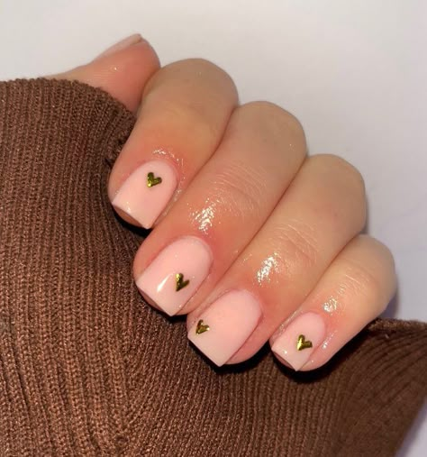 125 Nude Nail Designs For A Charming Manicure - Wedbook Biab Nail Design Heart, Biab Nail Ideas Autumn, Short Almond Biab Nails, Autumn Biab Nails Short, Biab Nails Christmas, Gel Nails Squoval, Chrome Biab Nails, Nude Biab Nails, Biab Inspo Nails