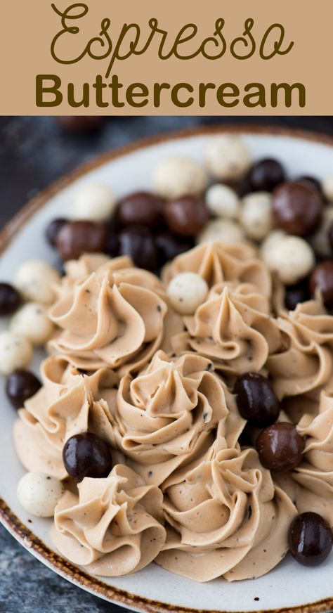 4 ingredient espresso buttercream recipe with instant coffee granules! This is now our go-to coffee frosting. Coffee Frosting, Espresso Buttercream, Chocolate Covered Coffee Beans, Coffee Buttercream, Cake Frosting Recipe, Cake Christmas, Coffee Granules, Recipes Christmas, Gateaux Cake