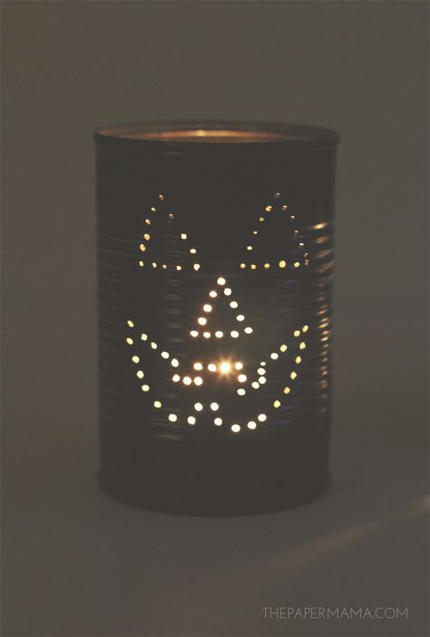 Diy Lantern, Upcycling, Tin Punch, Haunted Trail, Can Lanterns, Lantern Diy, Tin Can Lanterns, Create Blog, Tin Can Art