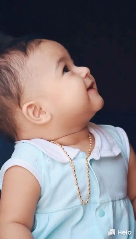 Baby Chains Gold, Mahashivratri Images, Baby Jewelry Gold, Android Wallpaper Dark, Creative Jewelry Photography, Baby Wallpaper, Newborn Baby Photos, Gold Girl