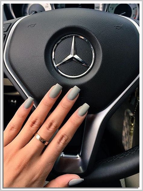 Tired of your nail color always looking the same? Try some shades of gray to change things up! Blue Matte Nails, Matte Acrylic Nails, Grey Nail Art, Chic Nail Designs, Grey Nail Designs, Coffin Nails Matte, Matte Black Nails, New Nail Designs, Winter Nails Acrylic