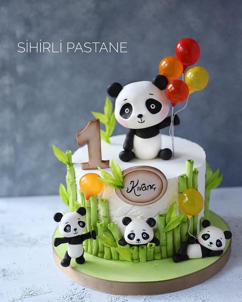 Panda Cake by Sihirli Pastane Father's Day Cake Designs, Cake For Boys Birthday, Panda Bear Cake, Panda Birthday Cake, Cake Bday, Bolo Panda, Father's Day Cake, Vintage Heart Cake, Panda Baby Showers