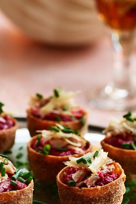 Canapes Gourmet, Best Canapes, Vegetarian Canapes, Canapes Catering, Christmas Nibbles, Easy Canapes, Party Canapes, Recipes For Parties, Wedding Canapes