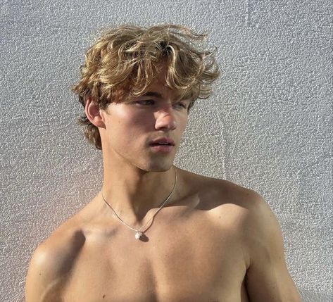 Heir Aesthetic, Nick Reid, Oak Greenbriar, Stolen Heir, Surfer Guys, Men Blonde Hair, Cute Blonde Guys, Surfer Hair, Blonde Hair Boy